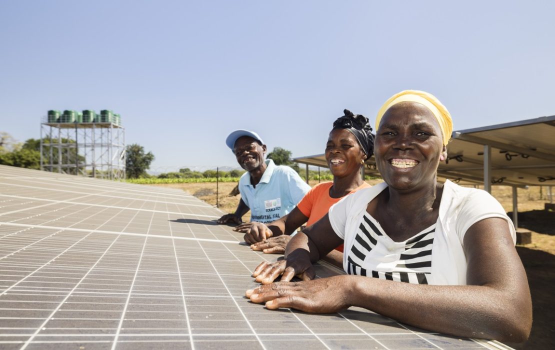 Solar energy helps rural communities increase their income and face climate change impacts. Photo: UNDP Zambia Solar energy helps rural communities diversify their livelihoods, increase their income and face climate change impacts. Photo: UNDP Zambia